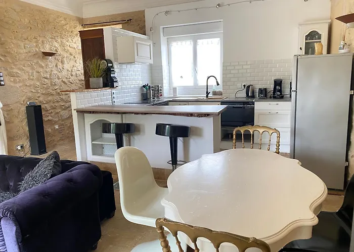 別荘 Le Cachot De St Cricq *